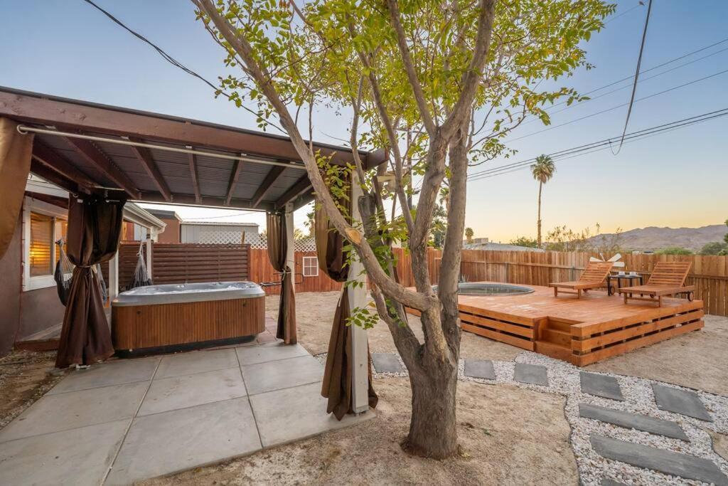 Villa Palm Vista Retreat *Hot Tub/Cowboy Pool/Hammocks* Joshua Tree Exterior foto