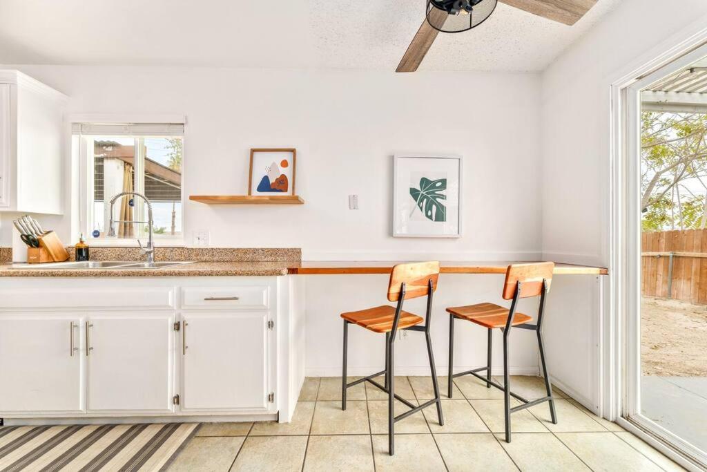Villa Palm Vista Retreat *Hot Tub/Cowboy Pool/Hammocks* Joshua Tree Exterior foto