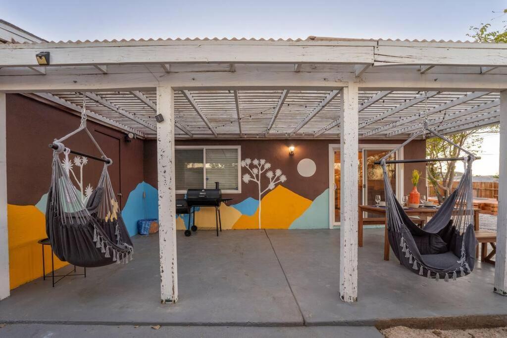 Villa Palm Vista Retreat *Hot Tub/Cowboy Pool/Hammocks* Joshua Tree Exterior foto